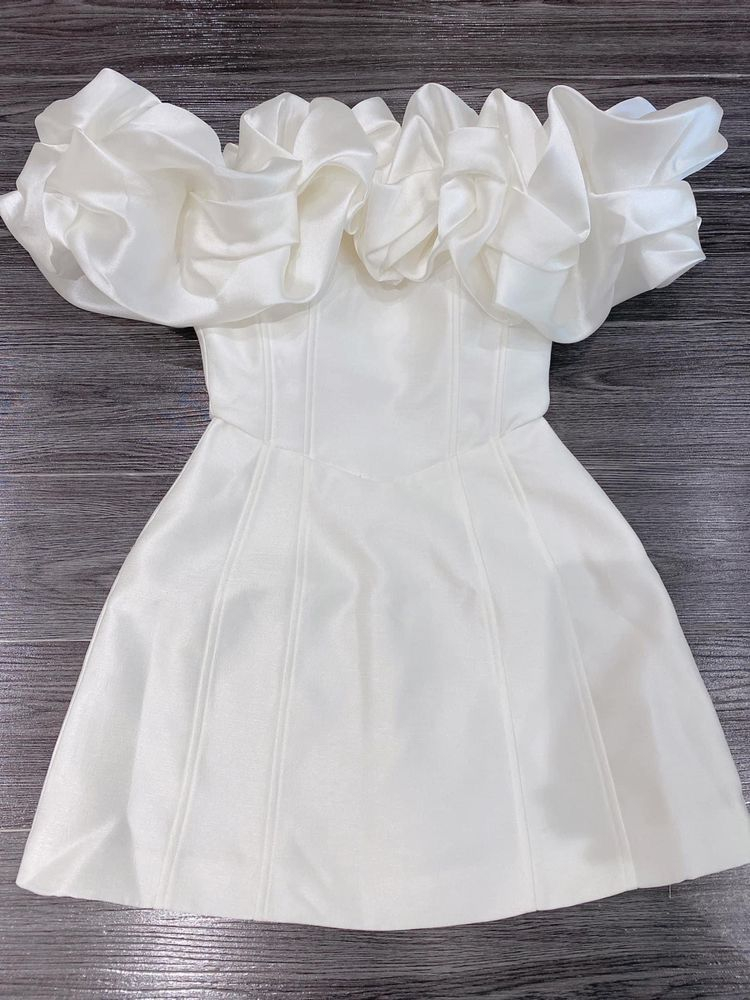 White Ruffled Neckline Homecoming Dress White Party Dress Y2358 - VelvetHem