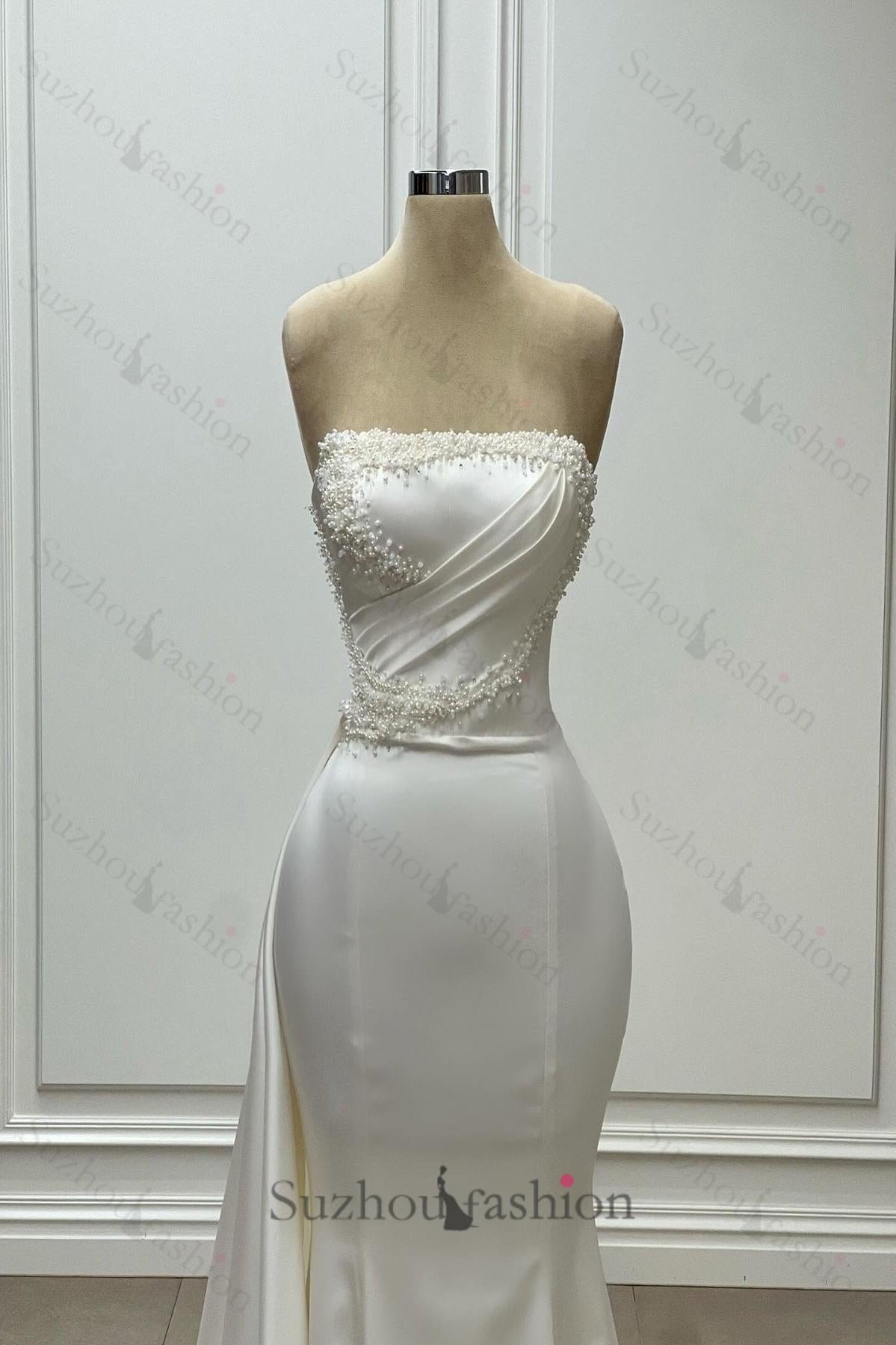 Mermaid Wedding Dress Satin Strapless Sleeveless Ivory Bridal Gown With Beading