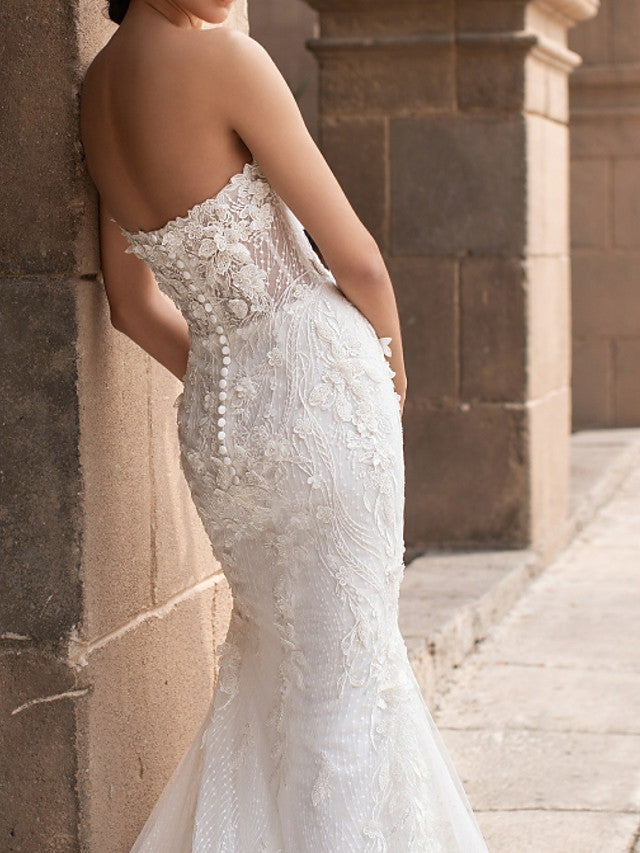 Mermaid Wedding Dress Sweetheart Lace Strapless Bridal Gowns Mordern Sparkle & Shine with Court Train