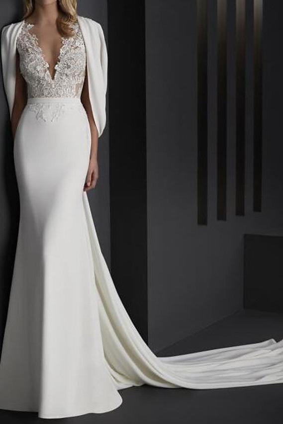 Mermaid Wedding Dress V-Neck Stretch Satin Sleeveless Bridal Gowns Country Plus Size Sweep Train