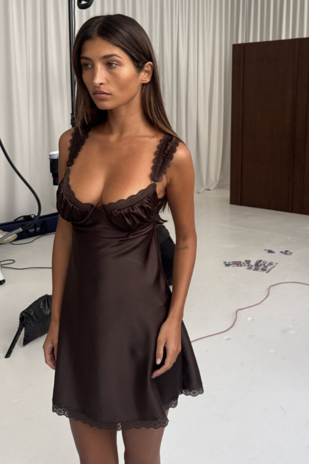 Minimalist Brown Satin Homecoming Dress with Slim Fit and Lace Trim Finish