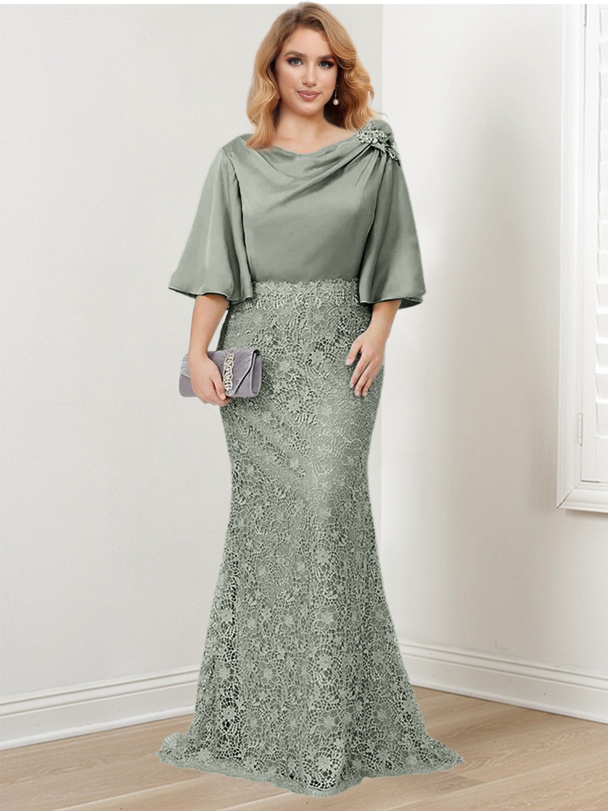 Mother of the Bride Trumpet Mermaid Dress Featuring Applique