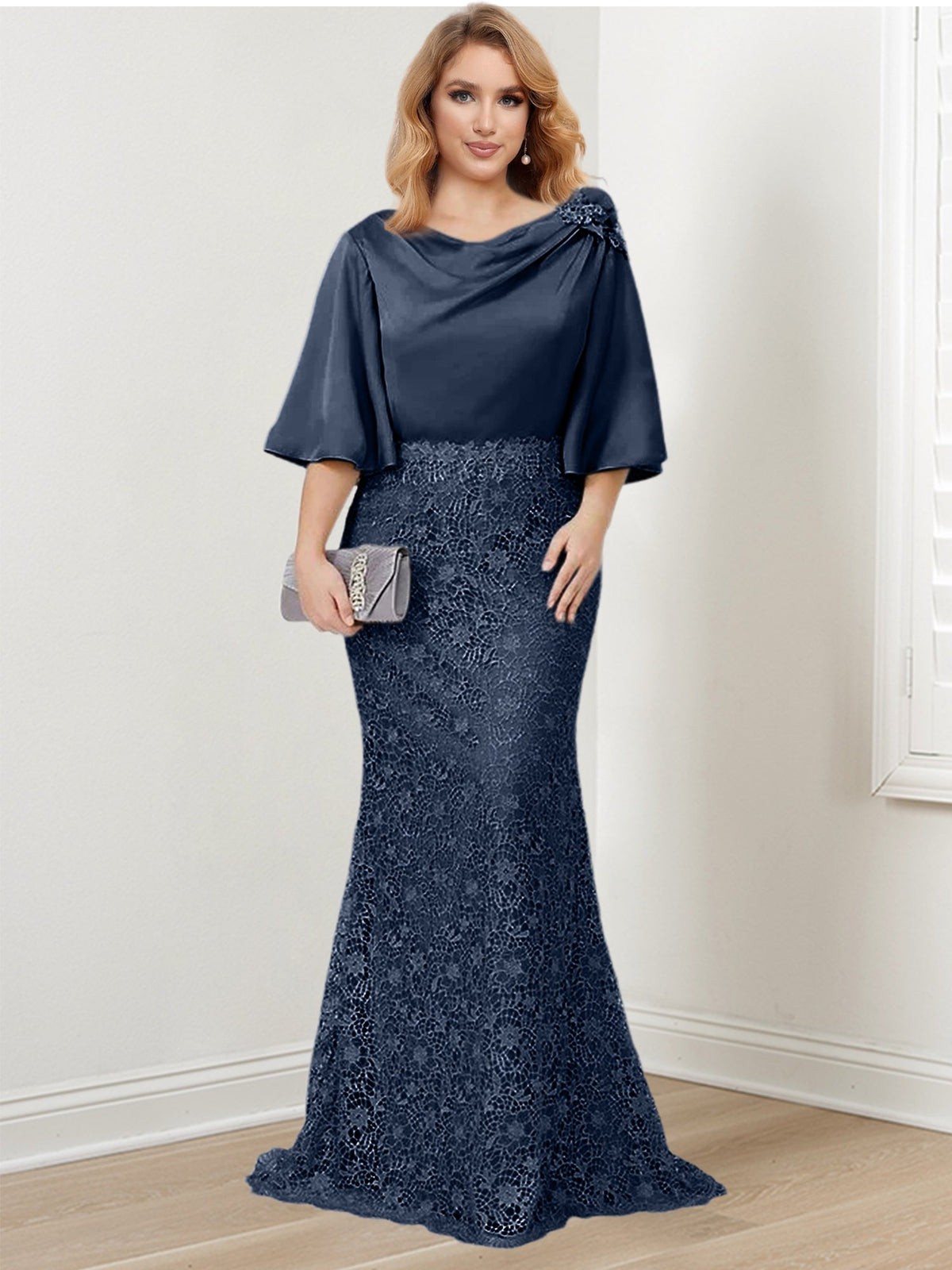 Mother of the Bride Trumpet Mermaid Dress Featuring Applique