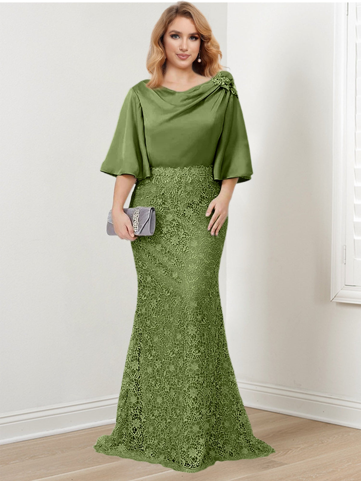 Mother of the Bride Trumpet Mermaid Dress Featuring Applique