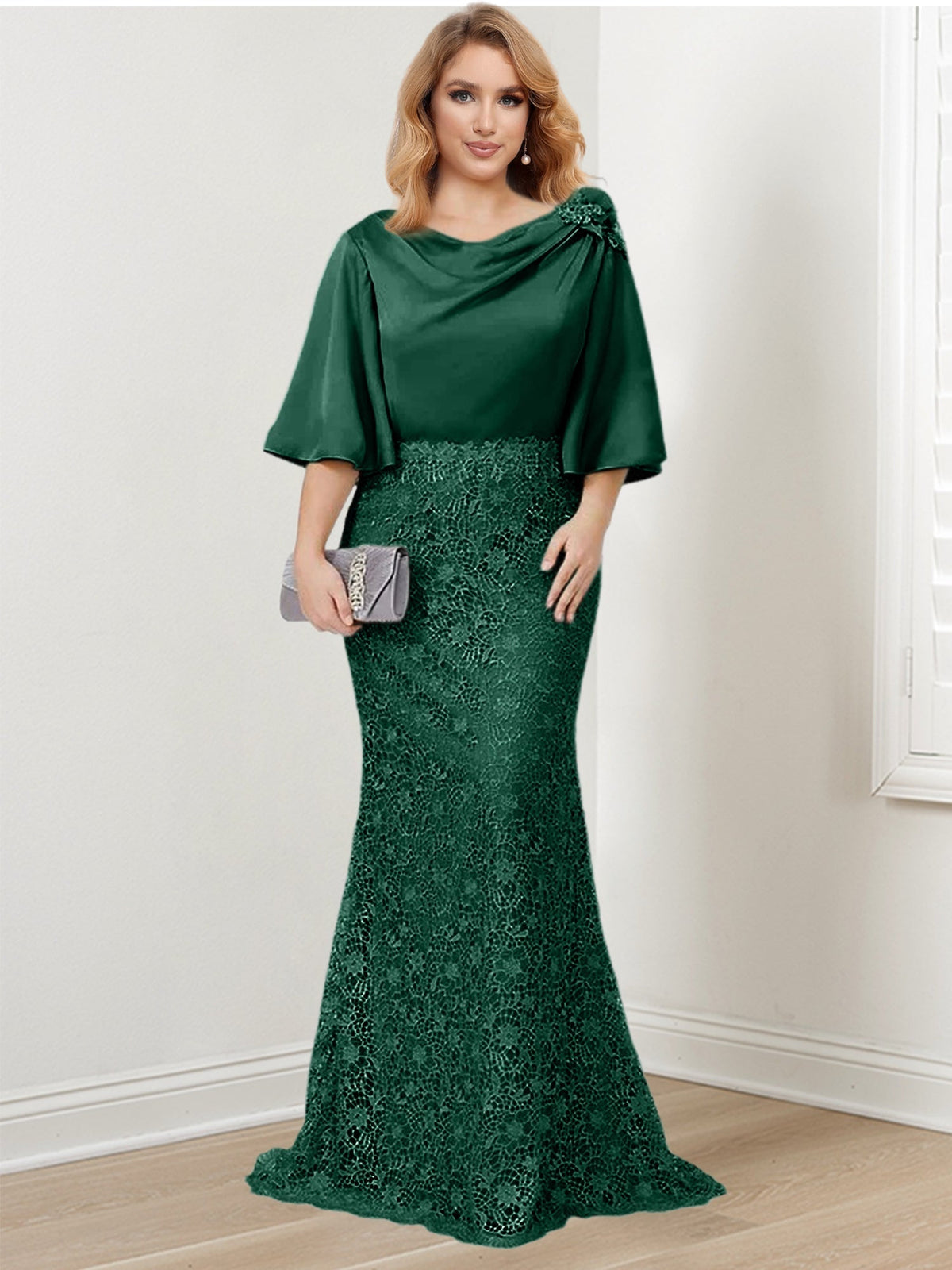 Mother of the Bride Trumpet Mermaid Dress Featuring Applique