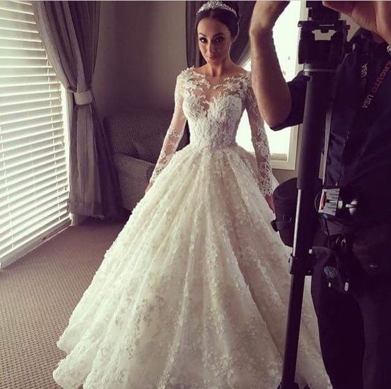 New Arrival Ball Gown Princess Dress Long Sleeve 3D Lace Wedding Dress  BA2810