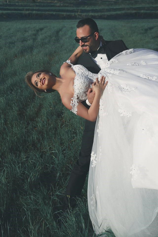 New Arrival Crystal Lace Bridal Gowns Sweep Train Tulle  Wedding Dresses BA3840