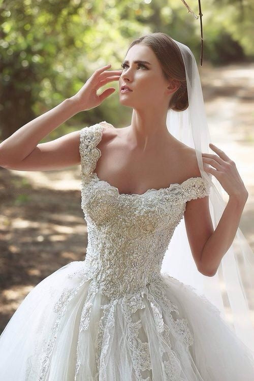 New Arrival Off Shoulder Long Bridal Gown  with Beadings Lace Applique Ball Gown Wedding Dress BO7879
