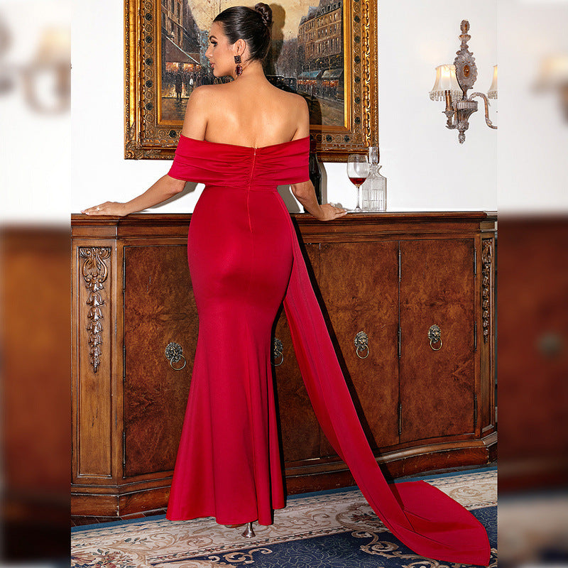 Elegant Red Satin off the Neck Elegant Lady Short Sleeve Long Pattern High Grade Chest Wrapped Evening Dress