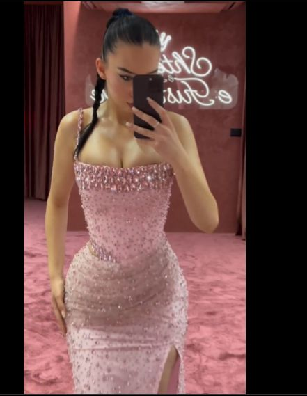 Gorgeous Pink Beaded Mermaid Slit Prom Dress Evening Dress - View 5 | VelvetHem