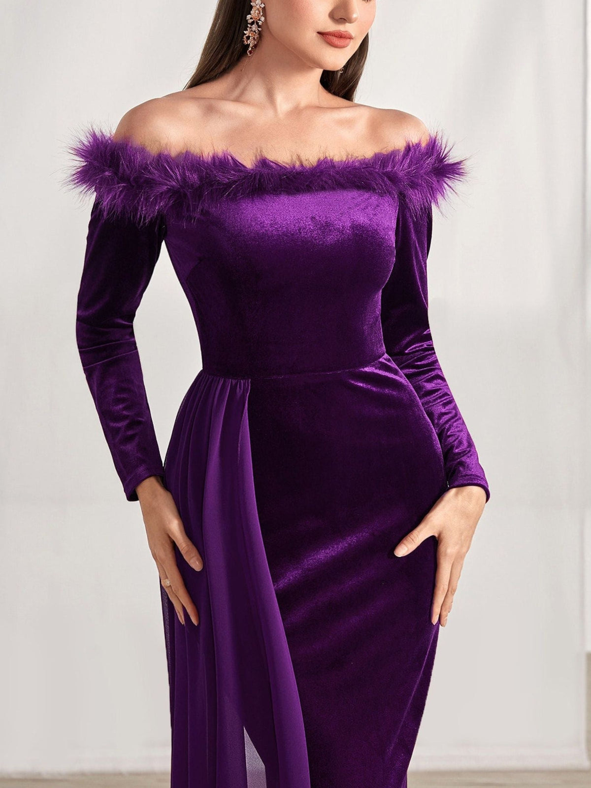 Off the Shoulder Asymmetrical Long Sleeve Sheath Column Dress with Feather for Mother of the Bride & Groom