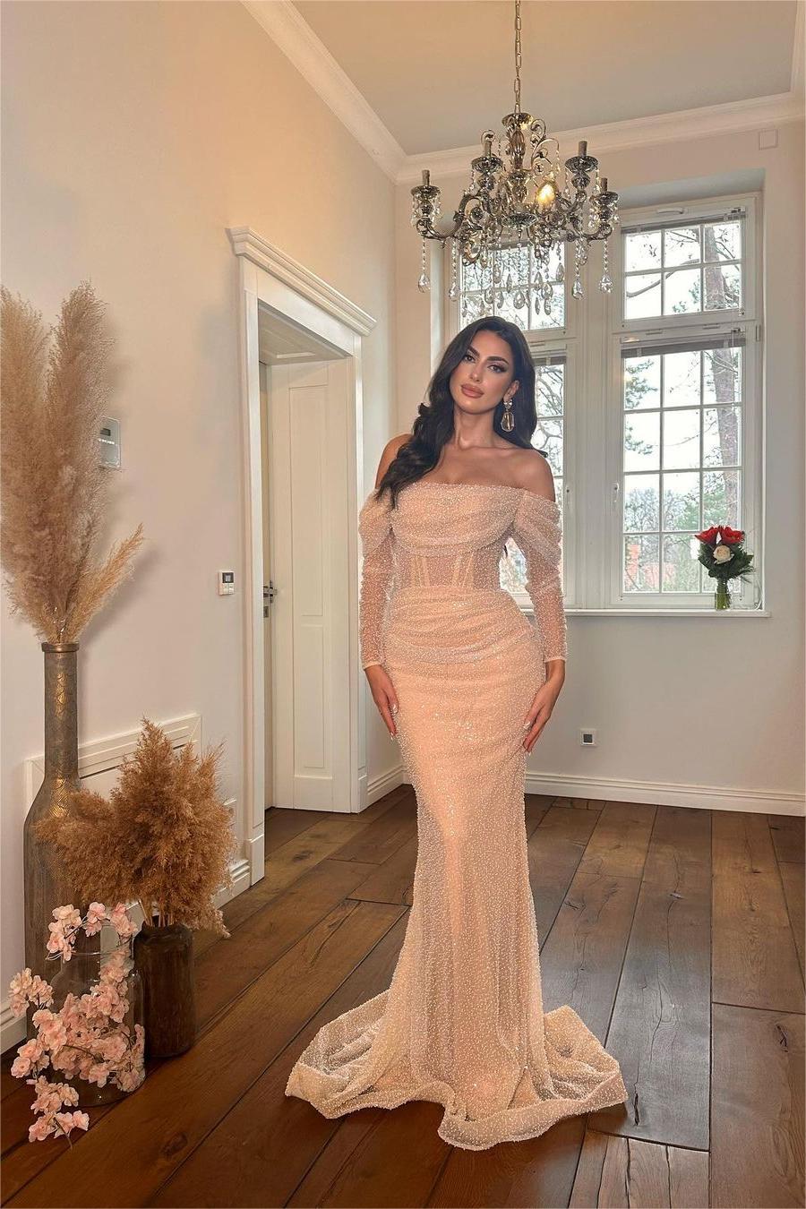 Off the Shoulder Prom Dress Long Sleeves Pleated Mermaid Evening Formal Dress With Beadings