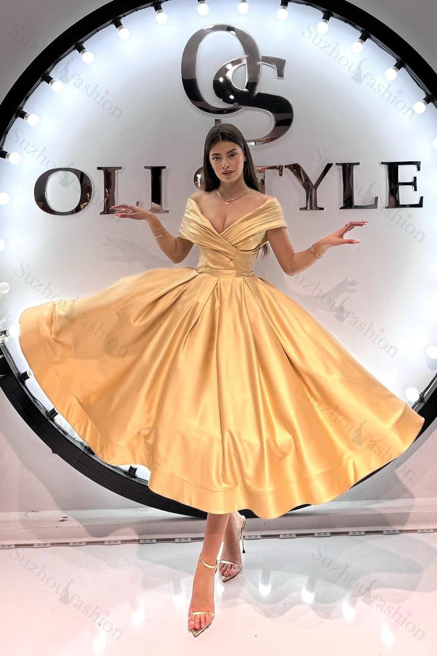Off the Shoulder Sleeveless A Line Evening Formal Dress With Pleated