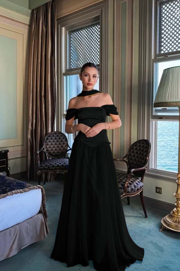 Off the Shoulder Sleeveless Long Evening Formal Dress With Pleated