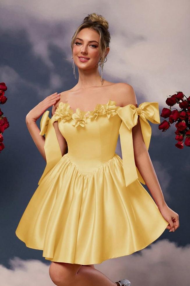 Off the Shoulder Sleeveless Short A Line Homecoming Dress With Pleated