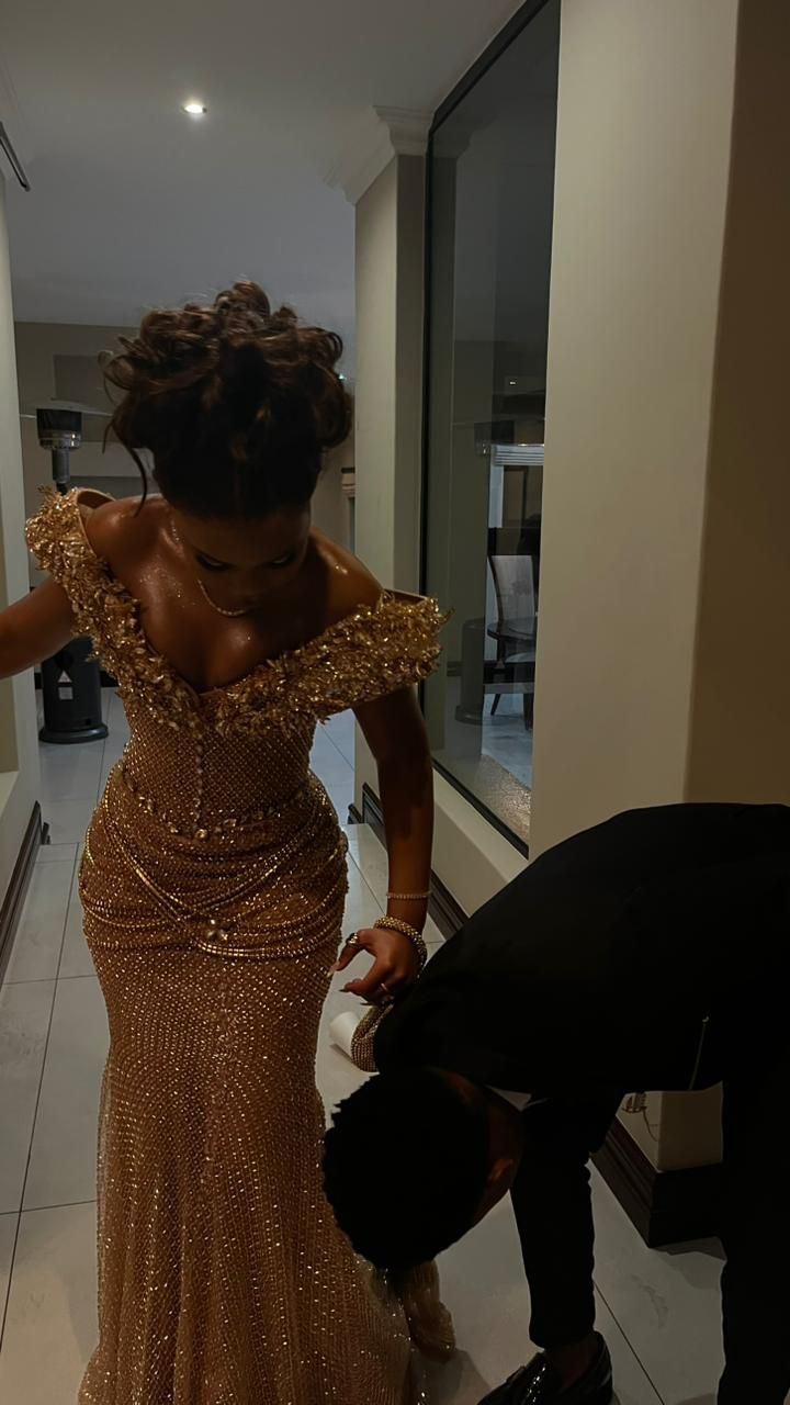 Luxurious Gold Mermaid Off-Shoulder Sequined Long Prom Dress Evening Dress - VelvetHem