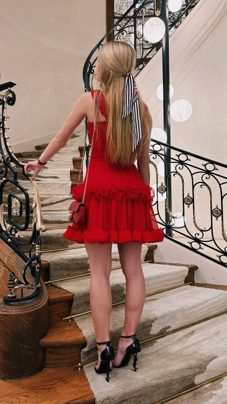 Sweet Red Suspender Multi-layer Lotus Leaf Chiffon A-line 16th Birthday Homecoming Dress