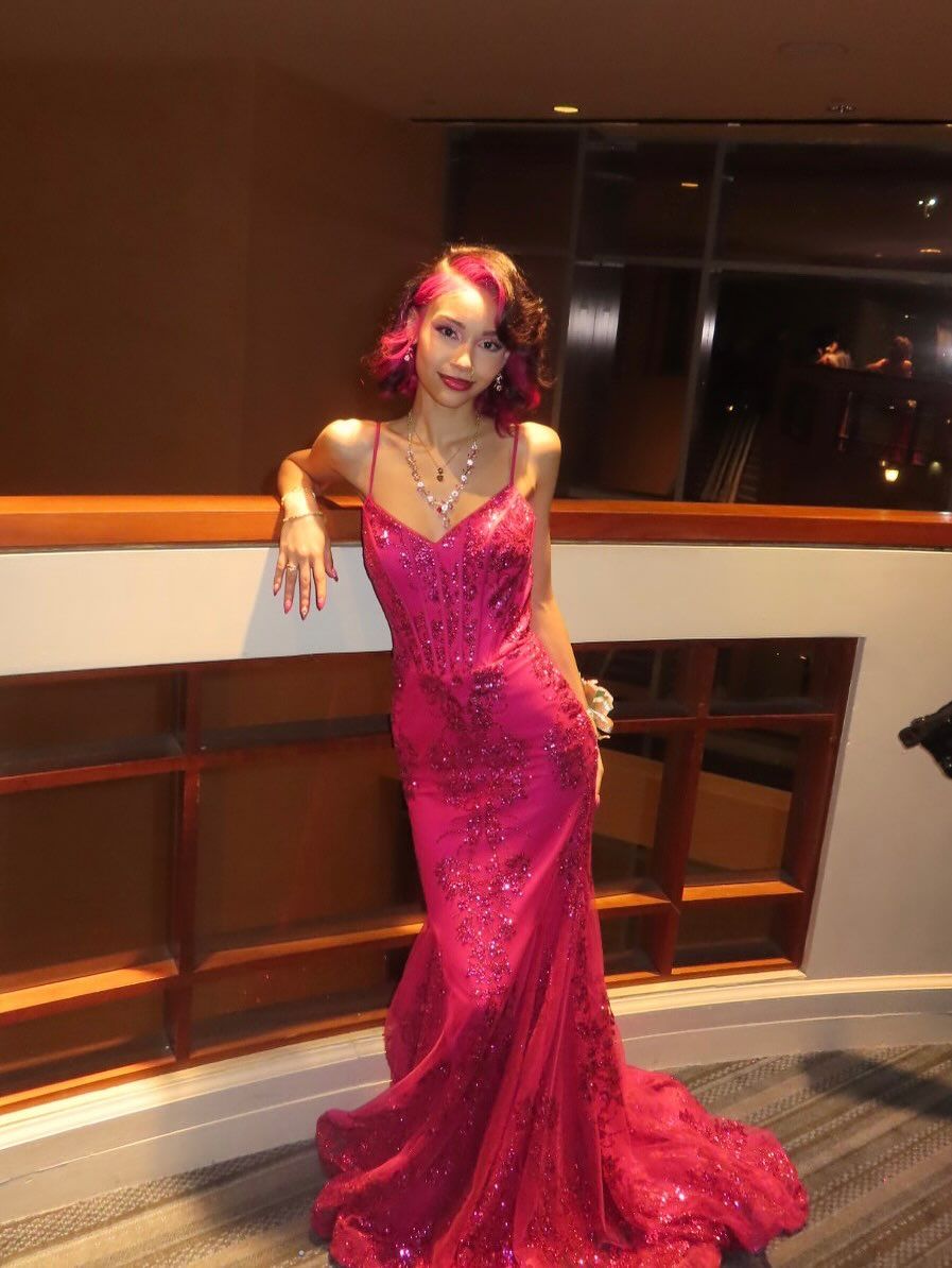 Gorgeous Rose Red Mermaid Trail Deep V Strap Sequined Long Prom Dress Evening Dress - View 2 | VelvetHem