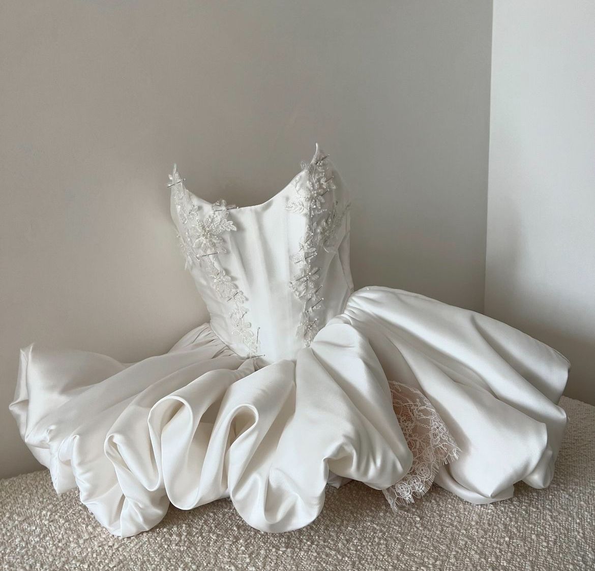 Vintage White Lace Pattern Large Puffy Skirt Satin 16th Birthday Homecoming Dress - View 2 | VelvetHem