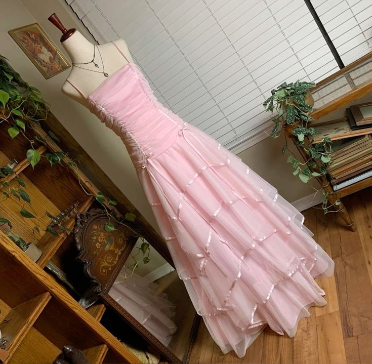 Sweet Light Pink A-line Multi-layer Cake Spaghetti Strap Organza Long Prom Dress Evening Dress Bridesmaid Dress - VelvetHem