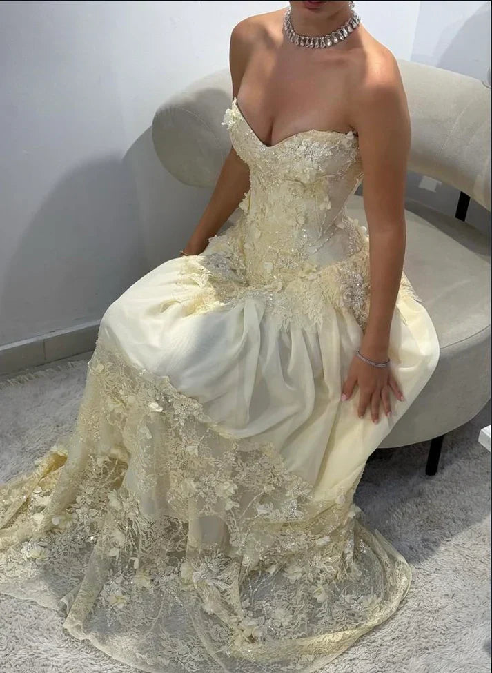 Vintage Yellow A-line Lace Train Prom Dress Evening Dress - View 8 | VelvetHem