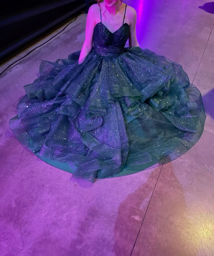 Shimmering Dark Green A-line Halter V-neck Ruffle Sequined Long Prom Dress Evening Dress - View 5 | VelvetHem