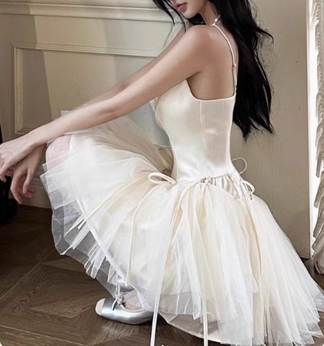 Elegant Ballet Style Strapless Tulle A-Line Birthday Short Skirt Homecoming Dress - VelvetHem