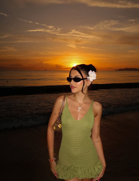 Sexy V-neck Halter Green Mini Birthday Dress Homecoming Dress - View 3 | VelvetHem