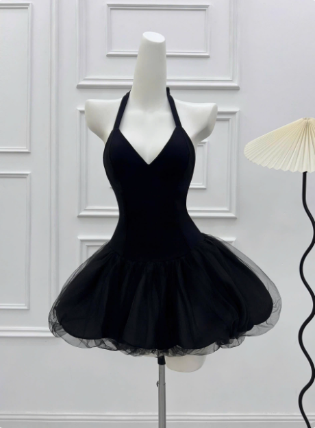 Beautiful Halterneck Black Mesh Splicing Puffy Birthday Dress Homecoming Dress - VelvetHem