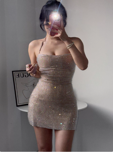 Sexy Halter Neck Super Sparkling Rhinestone Hip-wrapped Birthday Short Skirt Homecoming Dress - View 3 | VelvetHem