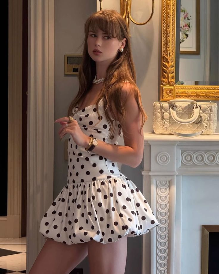 Sweet Polka Dot Sleeveless Flower Bud 16th Birthday Homecoming Dress - View 6 | VelvetHem