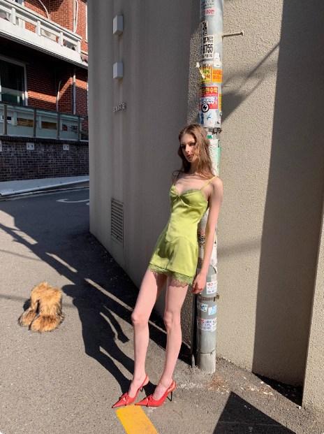 Fresh Green Lace Retro Satin Sling Hip Birthday Short Skirt Homecoming Dress - View 6 | VelvetHem
