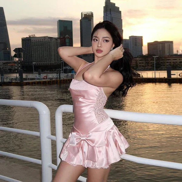 Sweet Pink Halter Neck Lace Bow Mini Satin 16th Birthday Homecoming Dress - View 4 | VelvetHem
