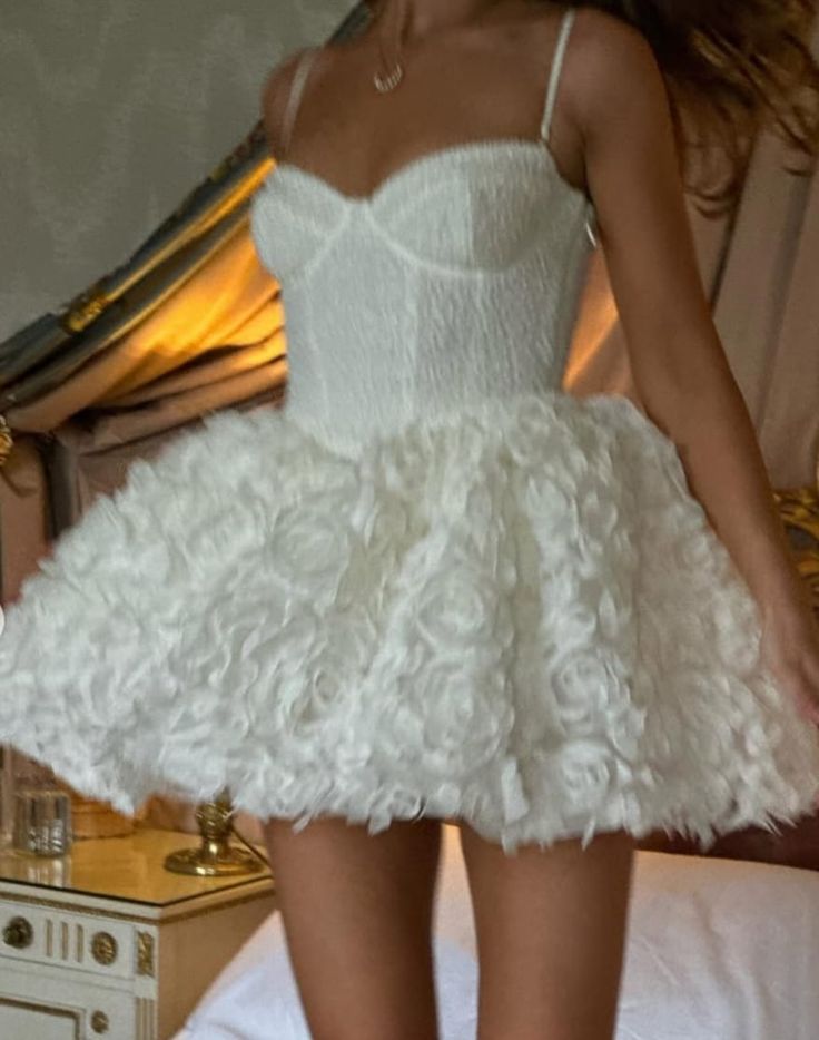 Sweet White Heart Shaped Bandeau Neck Rose Petal A-Line Tulle Birthday Dress Homecoming - View 3 | VelvetHem
