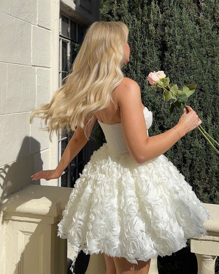 Sweet White Heart Shaped Bandeau Neck Rose Petal A-Line Tulle Birthday Dress Homecoming - View 5 | VelvetHem