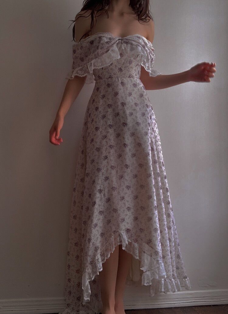 Sweet Light Purple Floral A-line V-Neck Lace Ruffled Chiffon Long Prom Dress Evening Dress - View 3 | VelvetHem