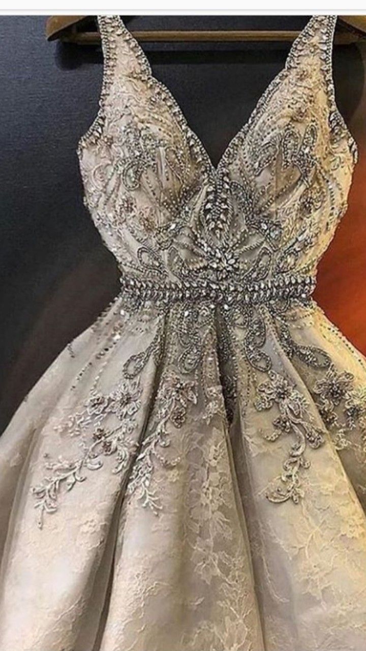 Gorgeous And Elegant Silver-gray V-neck Rhinestone Lace Embroidery A-line Birthday Party Homecoming Dress - View 3 | VelvetHem