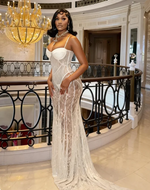 Sexy White Spaghetti Strap Mermaid Lace Tulle Train Prom Dress Evening Dress
