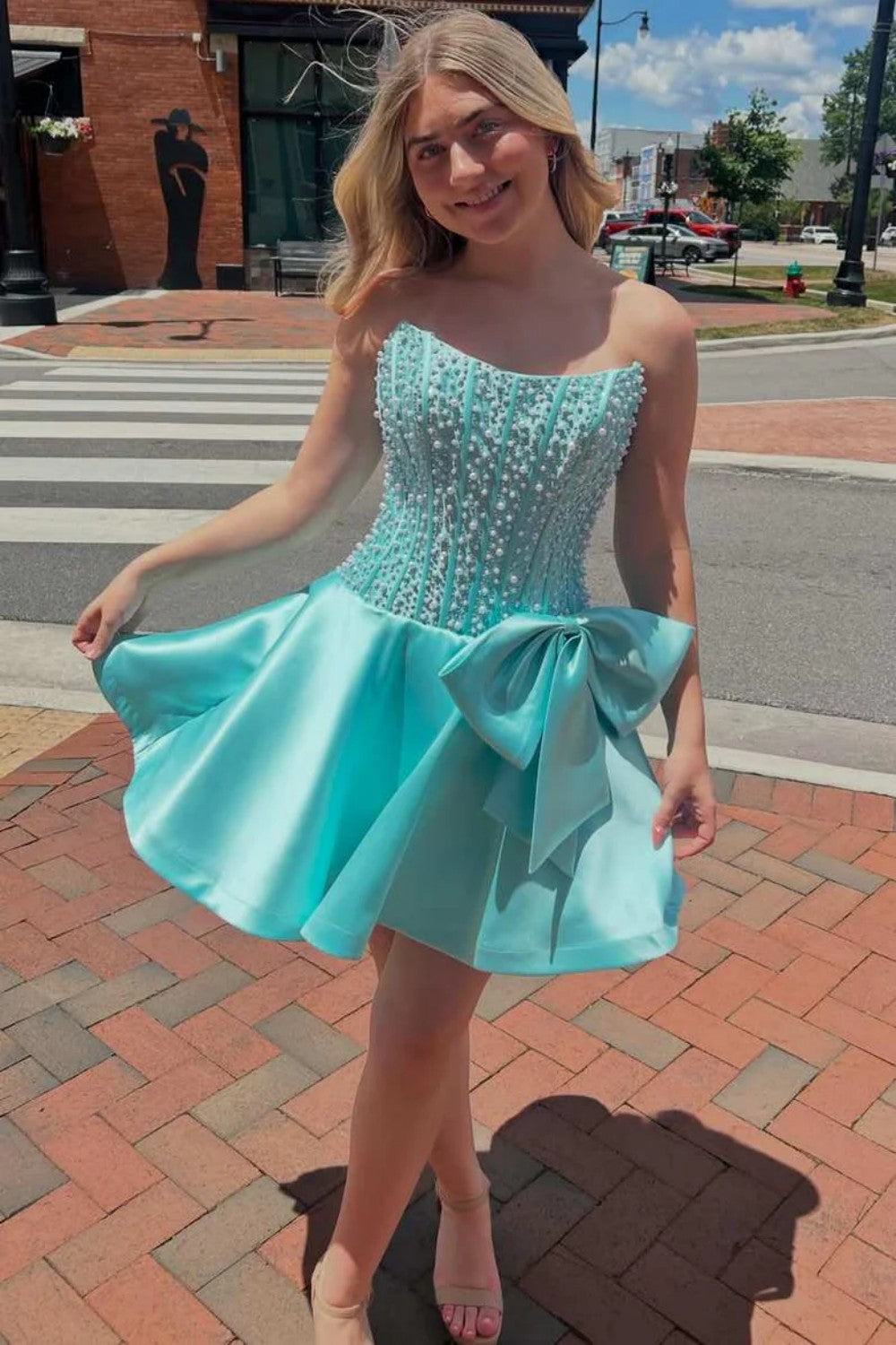 Pretty A Line Strapless Champagne Corset Homecoming Dress with Pearls Bowknot