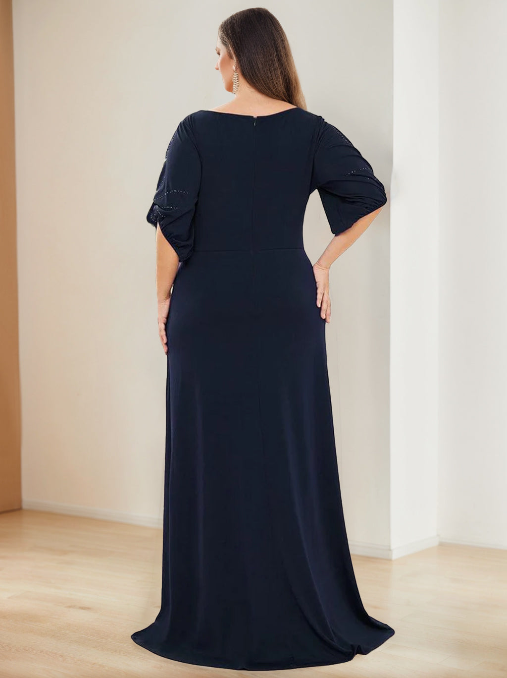 Plus Size Long A Line Mother of the Bride Dress with Hot Drill and Round Neck Half Sleeves
