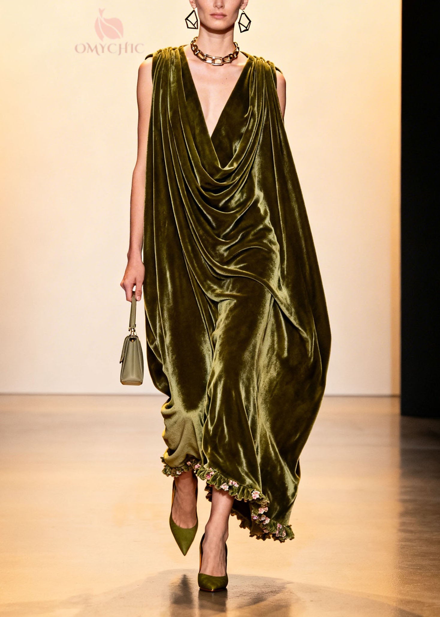 Plus Size Green Ruffled Floral Patchwork Velvet Robe Dresses Sleeveless