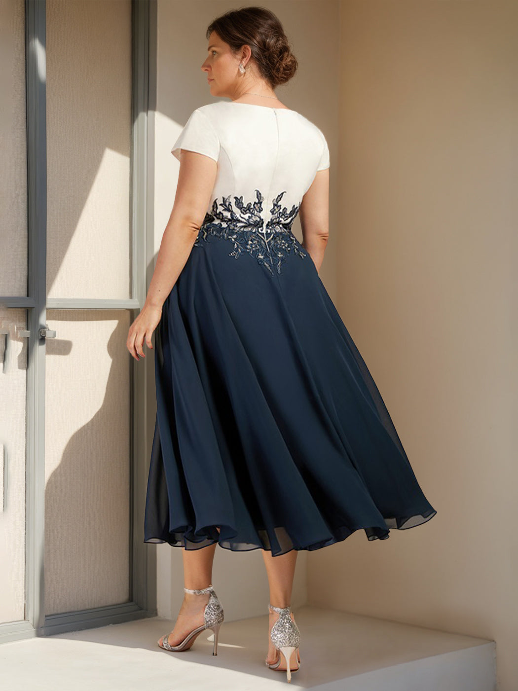 Plus Size Tea Length Mother of the Bride Dress in A Line Cut with V Neck and Short Sleeves Featuring Lace