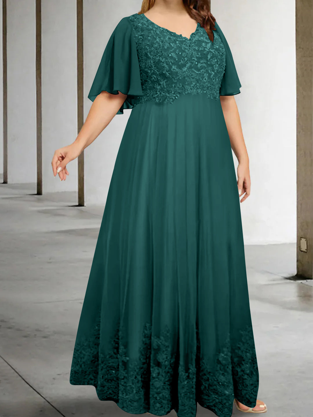Plus Size V Neck A Line Long Mother of the Bride Dress with Appliques and Half Sleeves