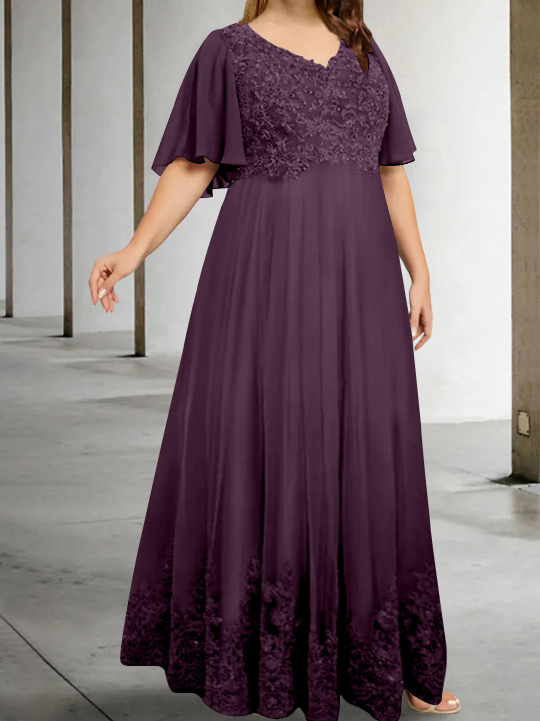 Plus Size V Neck A Line Long Mother of the Bride Dress with Appliques and Half Sleeves