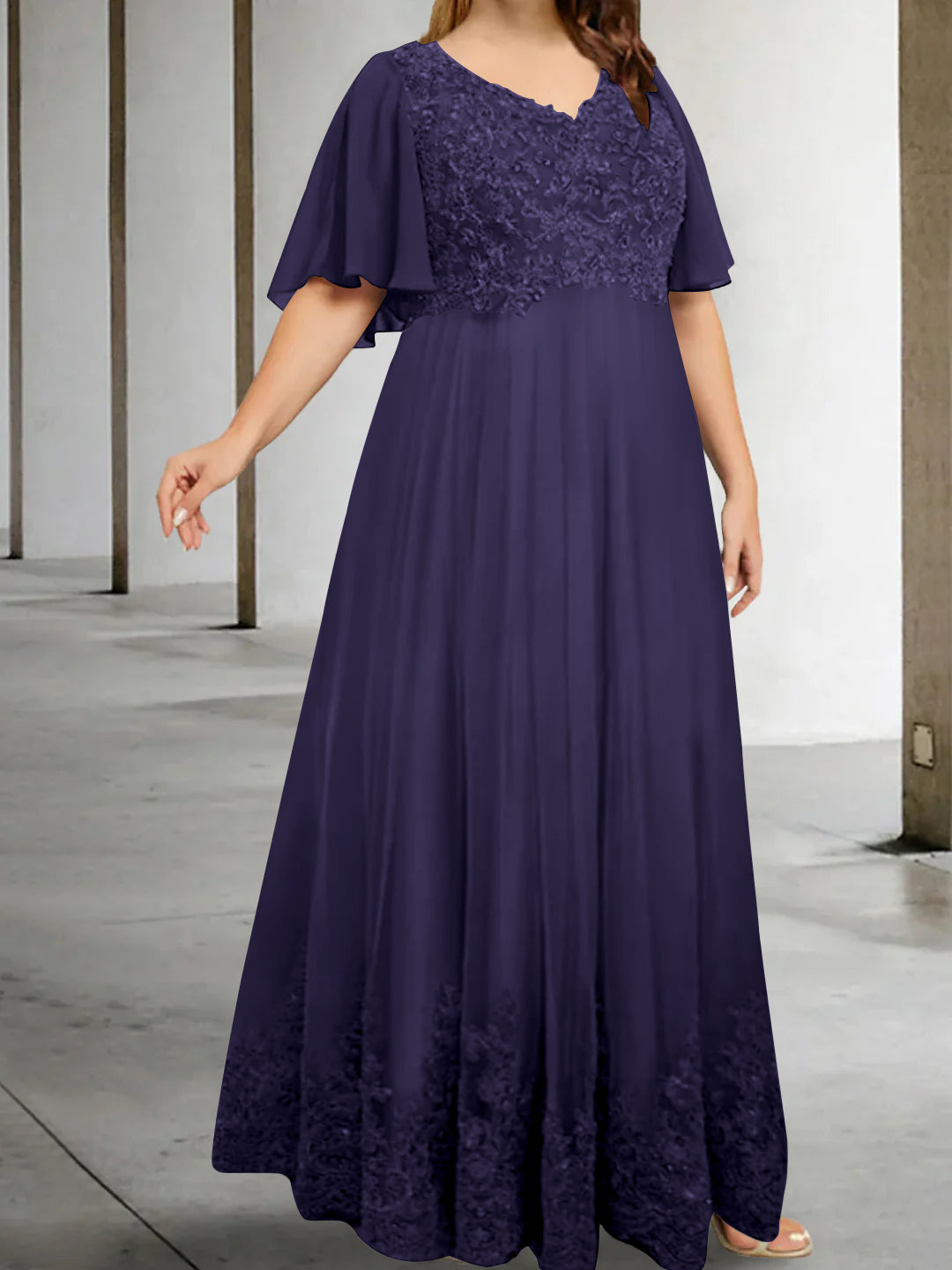 Plus Size V Neck A Line Long Mother of the Bride Dress with Appliques and Half Sleeves