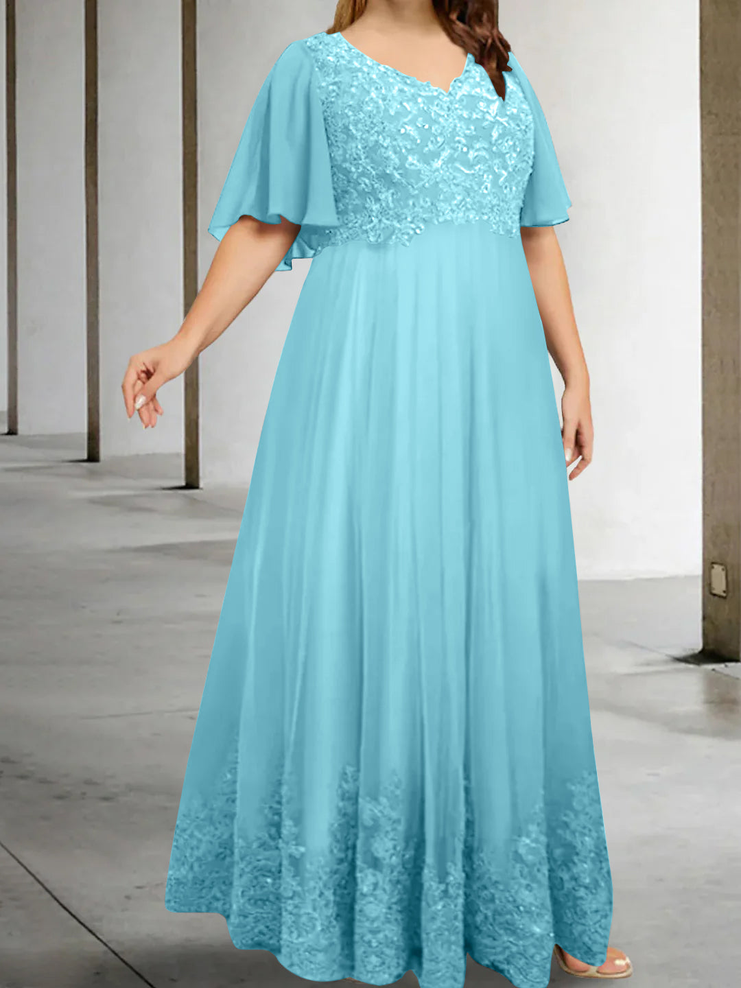 Plus Size V Neck A Line Long Mother of the Bride Dress with Appliques and Half Sleeves