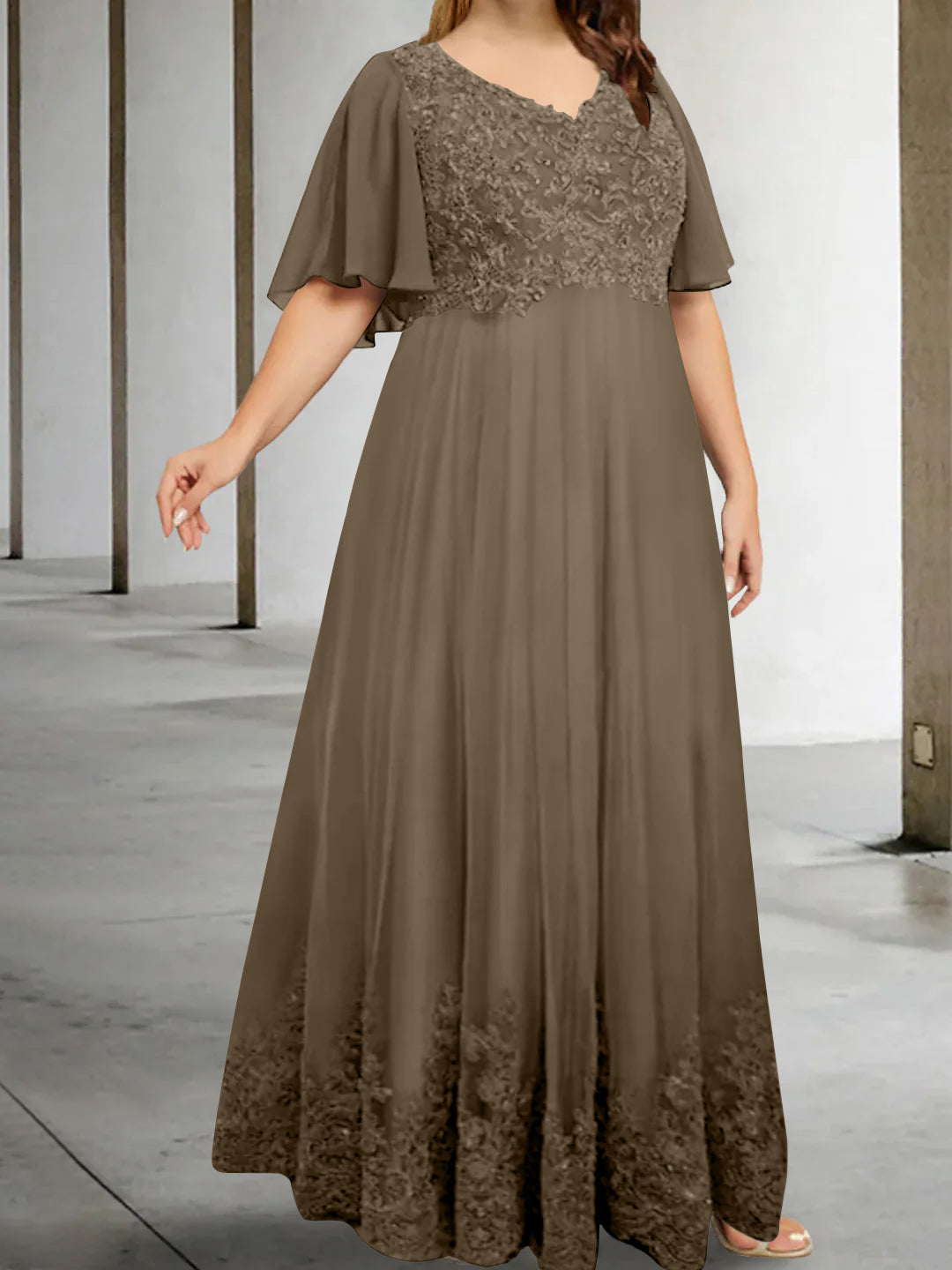 Plus Size V Neck A Line Long Mother of the Bride Dress with Appliques and Half Sleeves