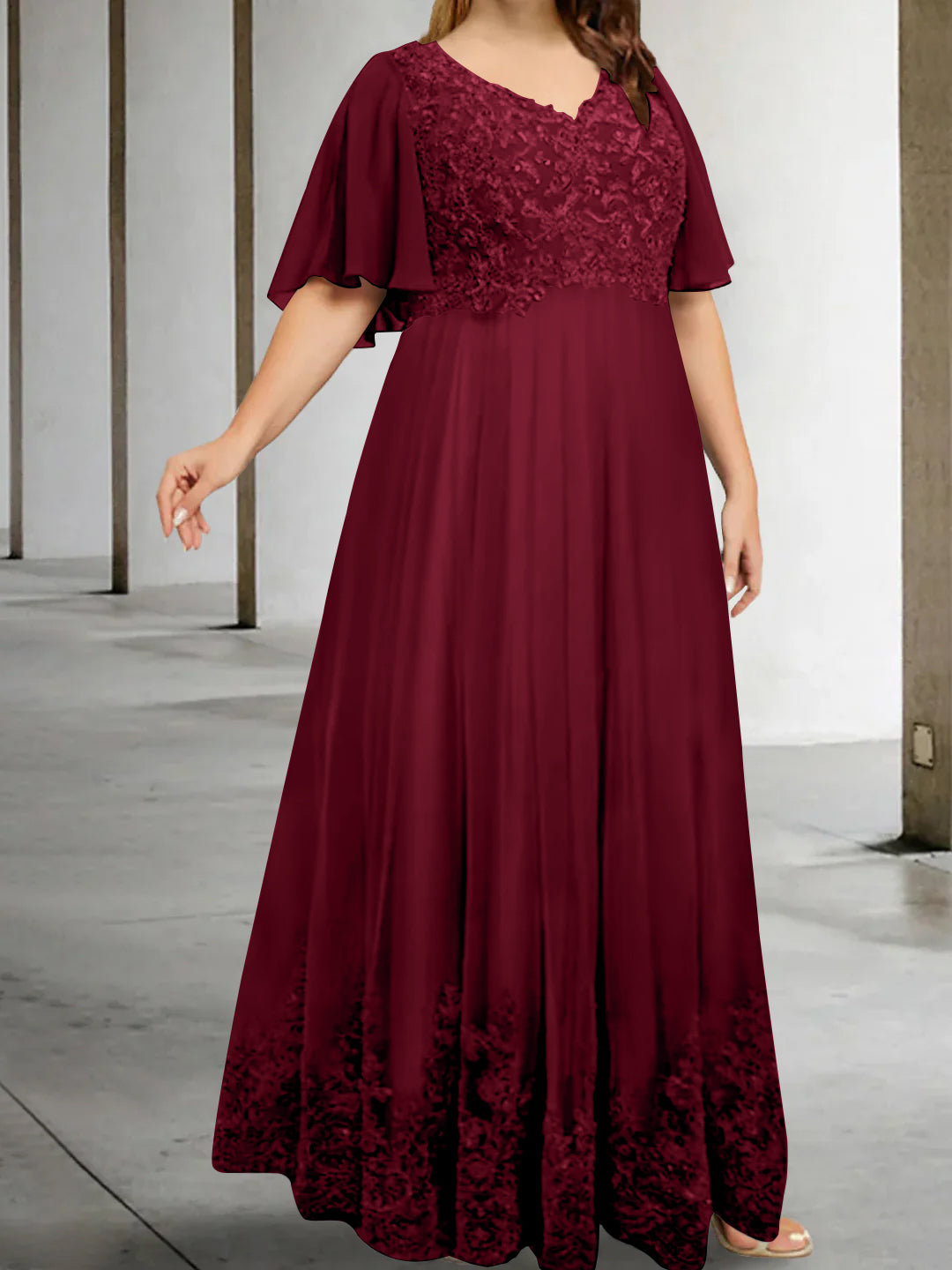Plus Size V Neck A Line Long Mother of the Bride Dress with Appliques and Half Sleeves