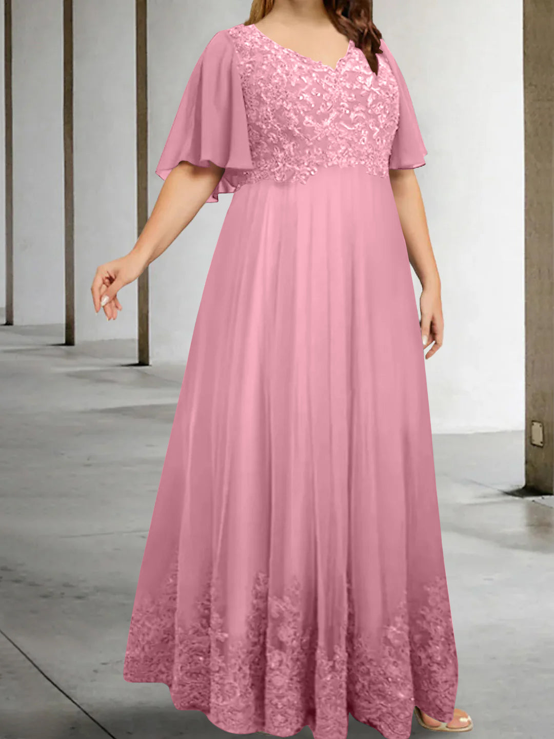 Plus Size V Neck A Line Long Mother of the Bride Dress with Appliques and Half Sleeves