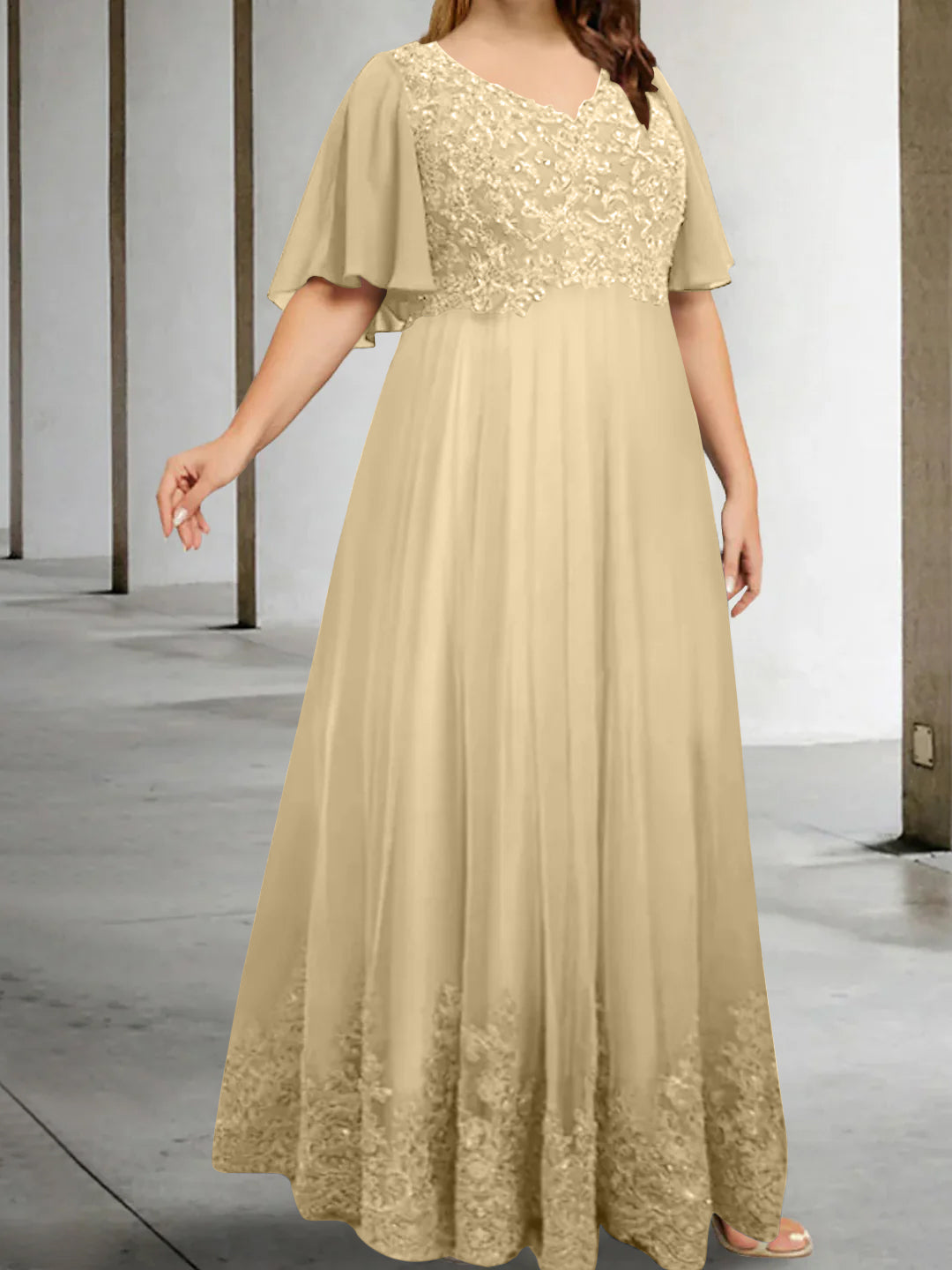 Plus Size V Neck A Line Long Mother of the Bride Dress with Appliques and Half Sleeves